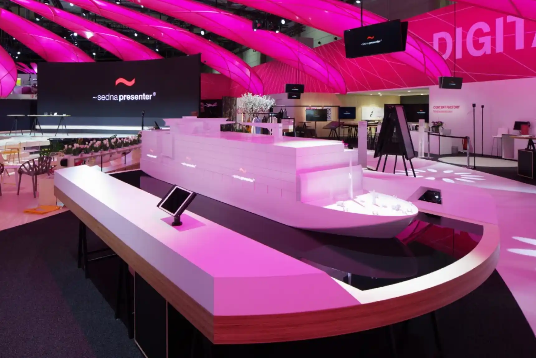 03-cebit-2016